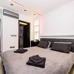 Apartment Stylish 2 Bedroomed