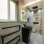 Stylish 2 Bedroomed Apartamento