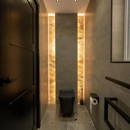 Stylish 2 Bedroomed 그지라