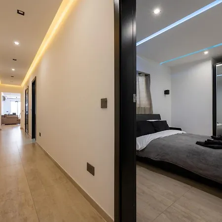 Stylish 2 Bedroomed * Gzira