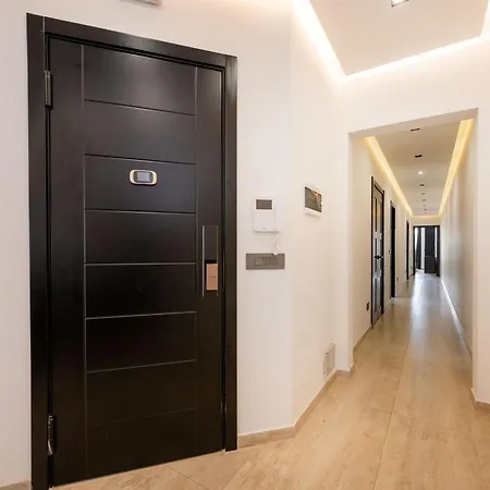Stylish 2 Bedroomed 아파트